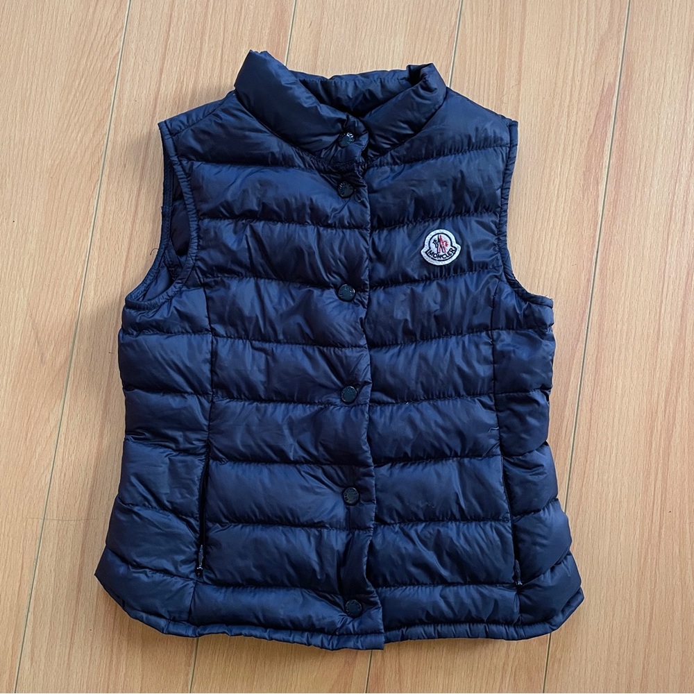 Moncler kids navy puffer down vest 5 years